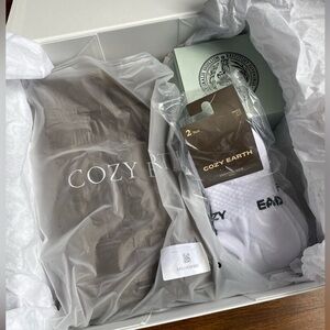 Cozy Earth gift set - waxed canvas tote, body butter, essential socks NEW IN BOX